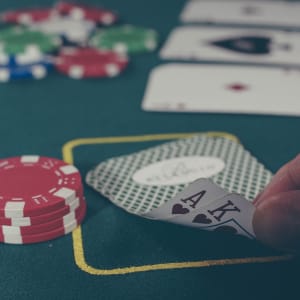 3 tõhusat pokkerinõuannet, mis sobivad suurepäraselt mobiilikasiinosse